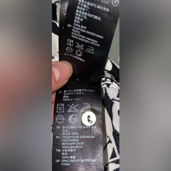 H & M Womens Black Cream Animal Printed Shirt Short Sleeve Top Shirt Size US 14 - Picture 8 of 11